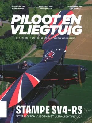 Piloot en vliegtuig - 07 2025